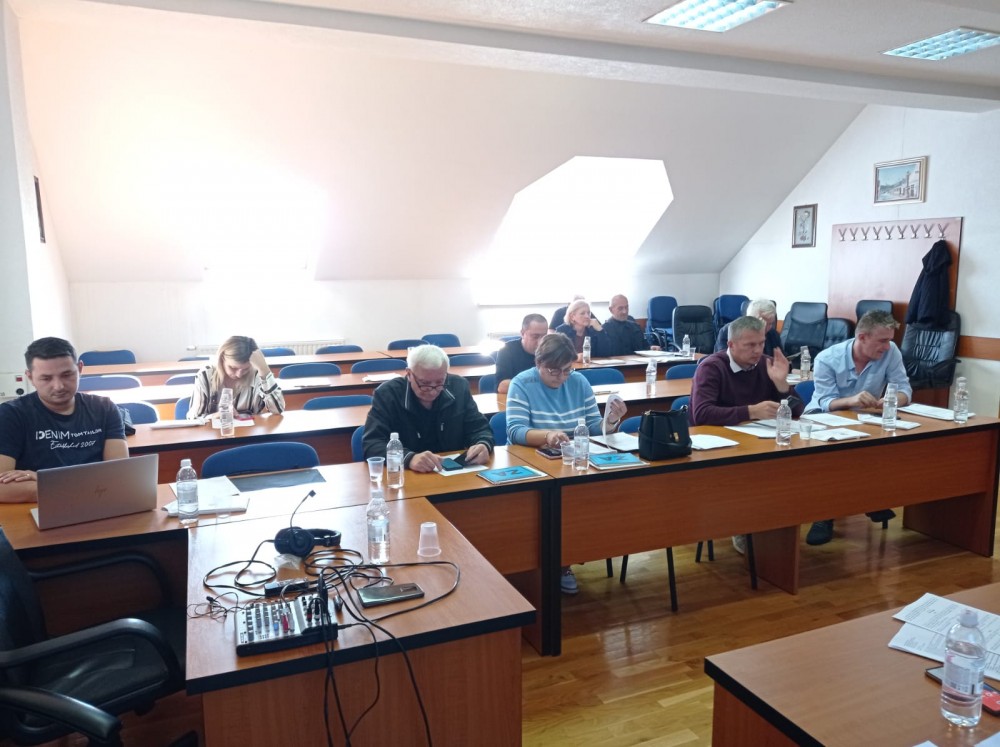 WhatsApp_Slika_2024_10_21_u_20_1.56_2db02452.jpg WhatsApp_Slika_2024_10_21_u_20_1.56_2db02452.jpg