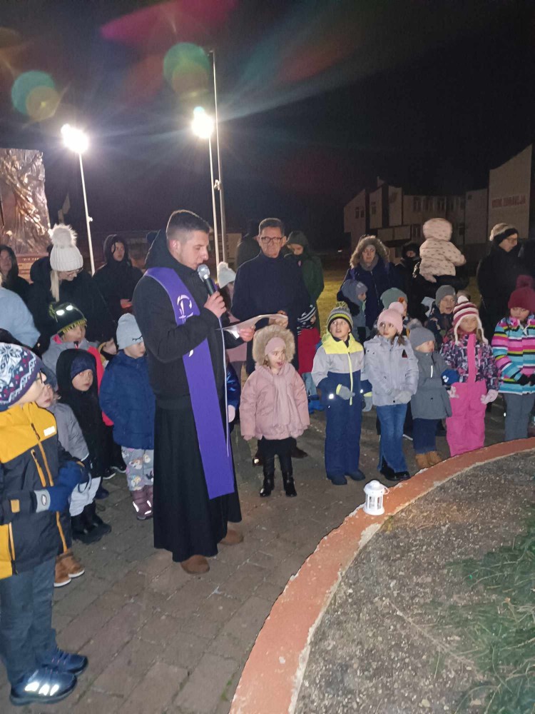 385532690_552252977113344_547476.jpg 385532690_552252977113344_547476.jpg