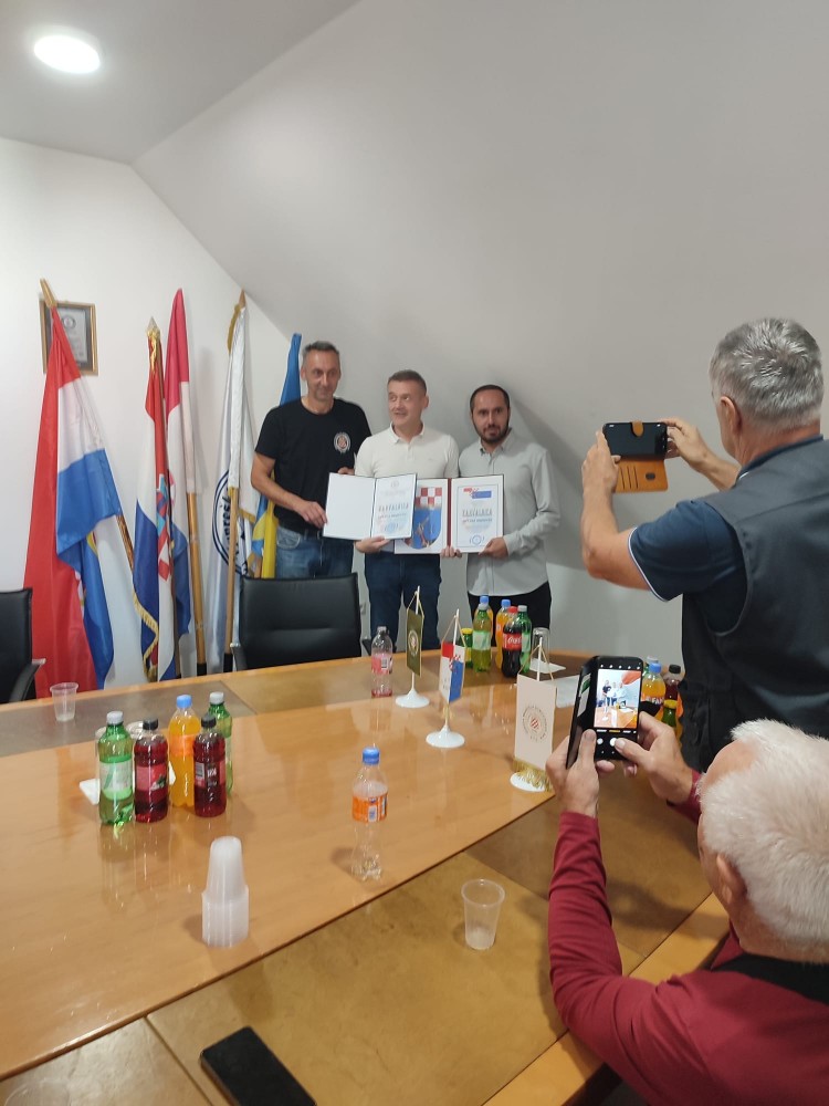 WhatsApp_Slika_2025_09_22_u_07_3.52_678632e7.jpg